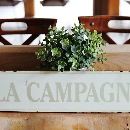 Les Gites Du Moulin De La Rayere Holiday home Linchamps